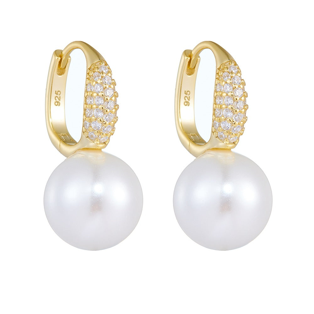 Arete con perla y cierre cuadrado