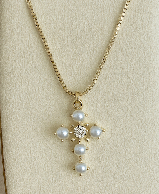 Cadena cruz blanca y zirconia