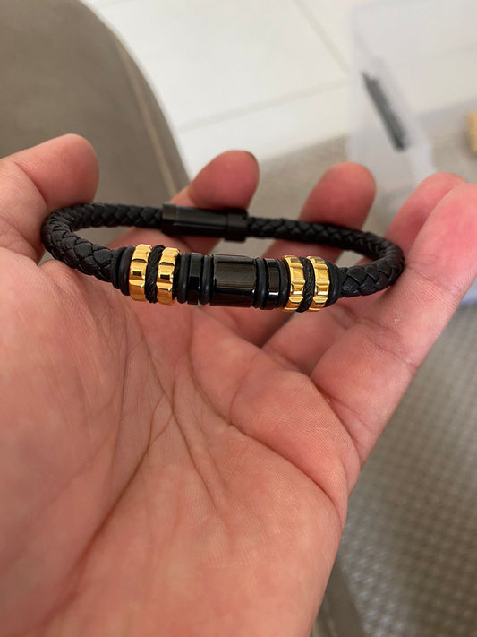 Pulsera Tuerca Dorada